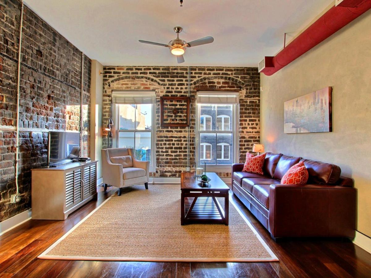 Soho Suite Савана Екстериор снимка