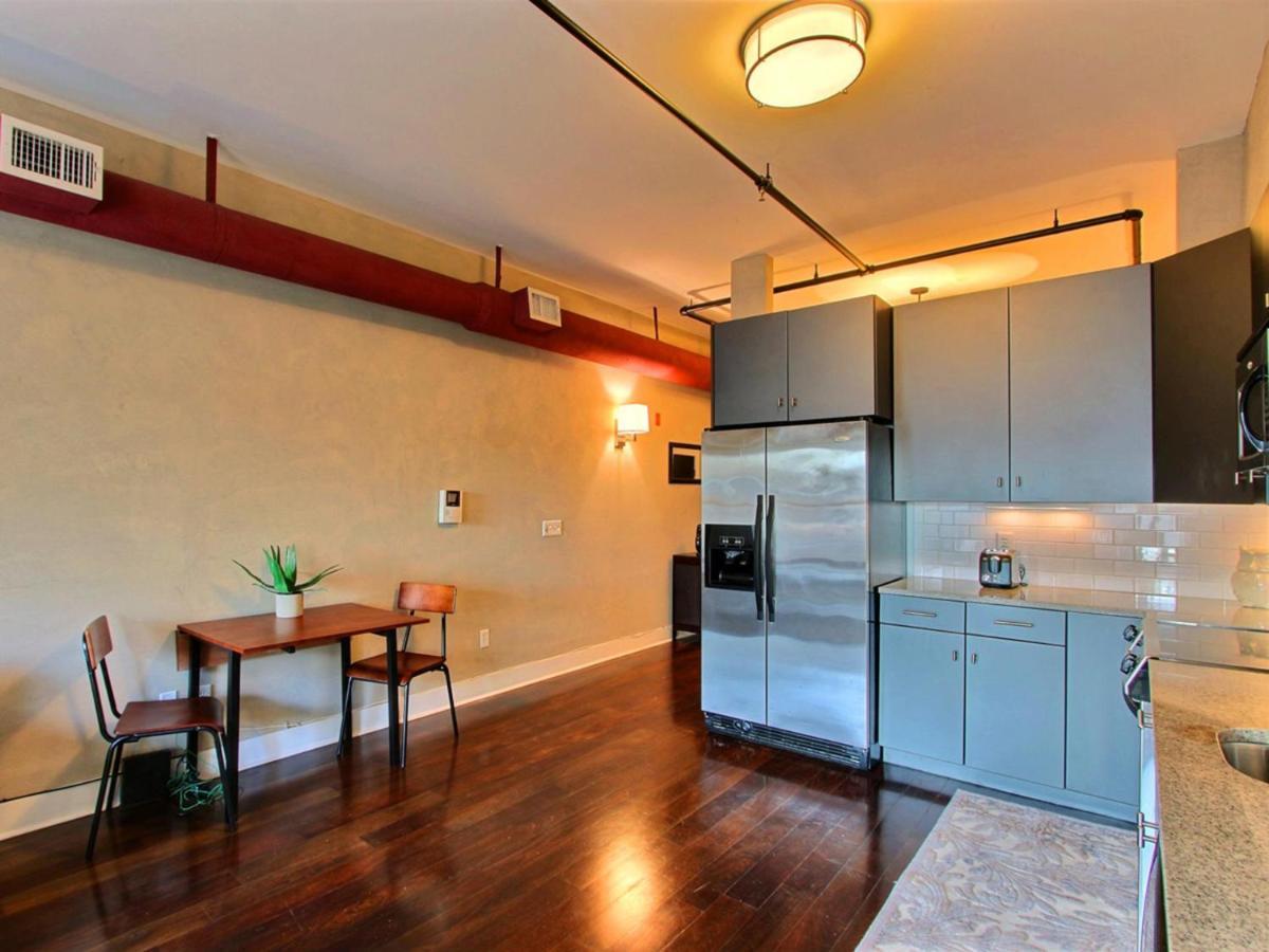 Soho Suite Савана Екстериор снимка
