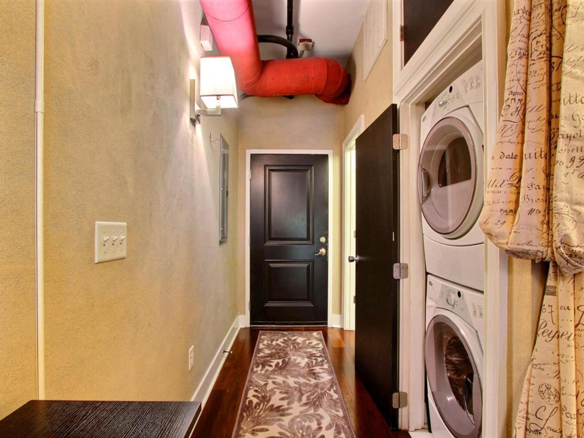 Soho Suite Савана Екстериор снимка