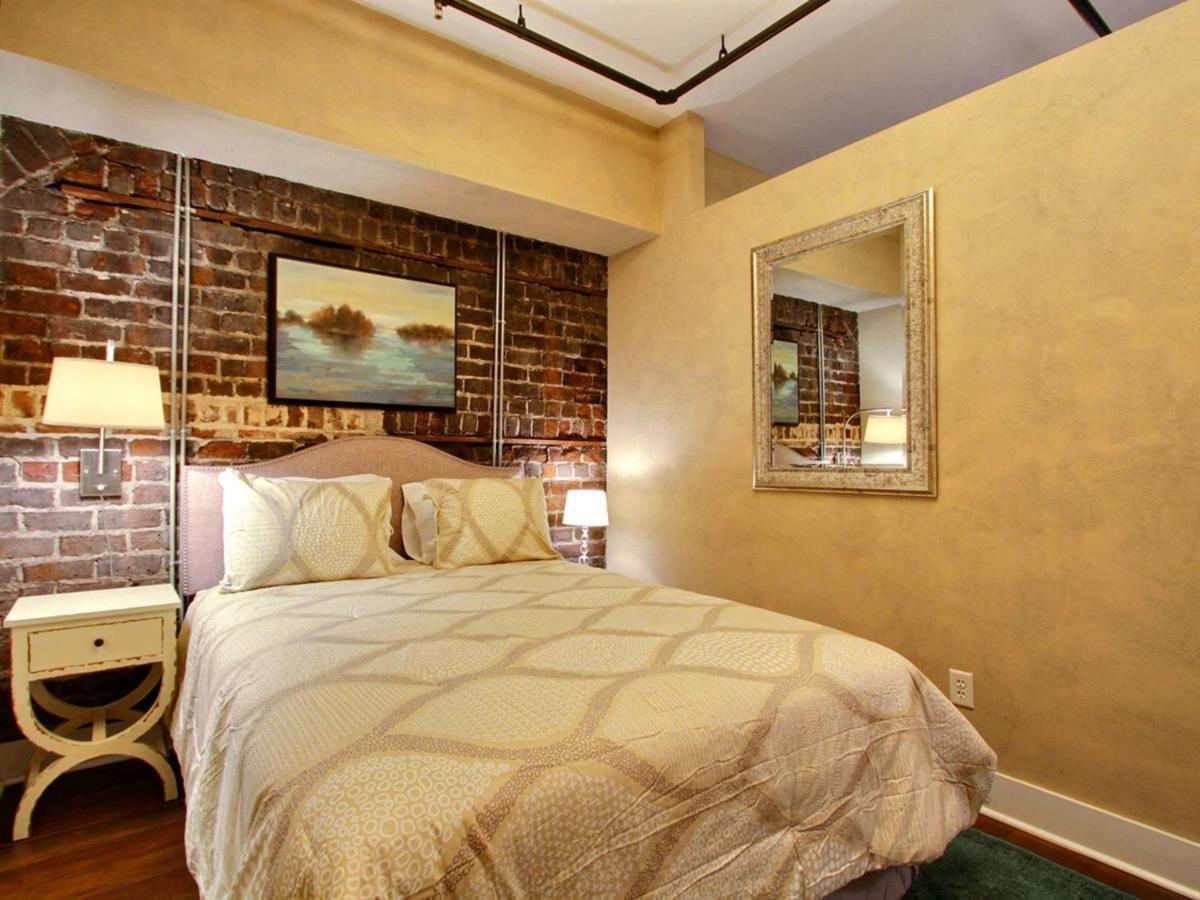 Soho Suite Савана Екстериор снимка