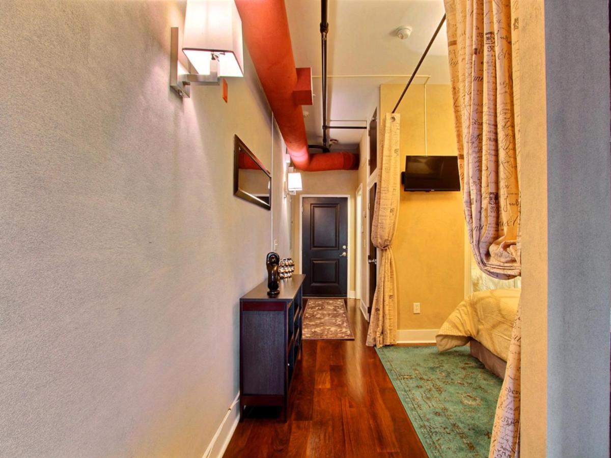 Soho Suite Савана Екстериор снимка